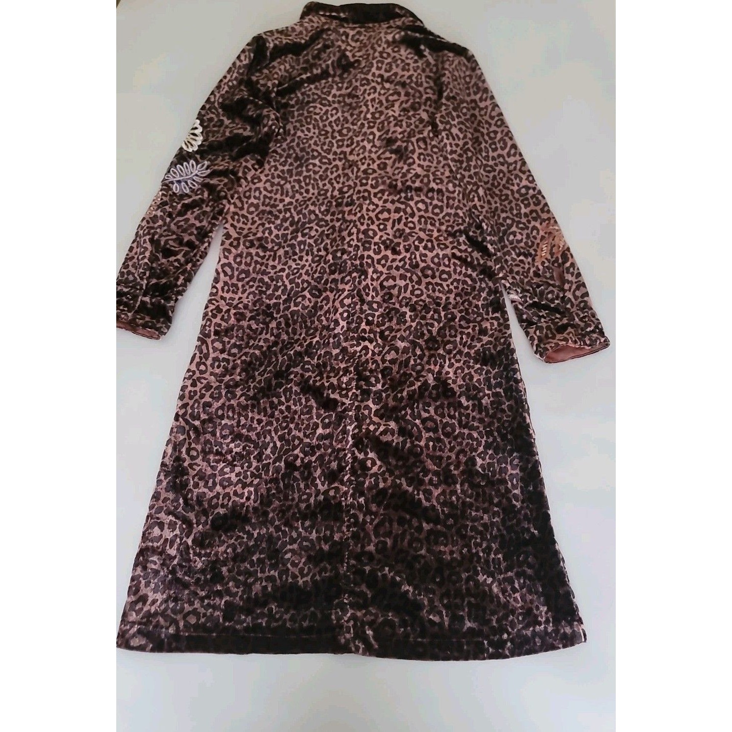Johnny Was Gineva Embroidered Floral Velvet Button Down Shirt Dress Size Small — image 7 of 8